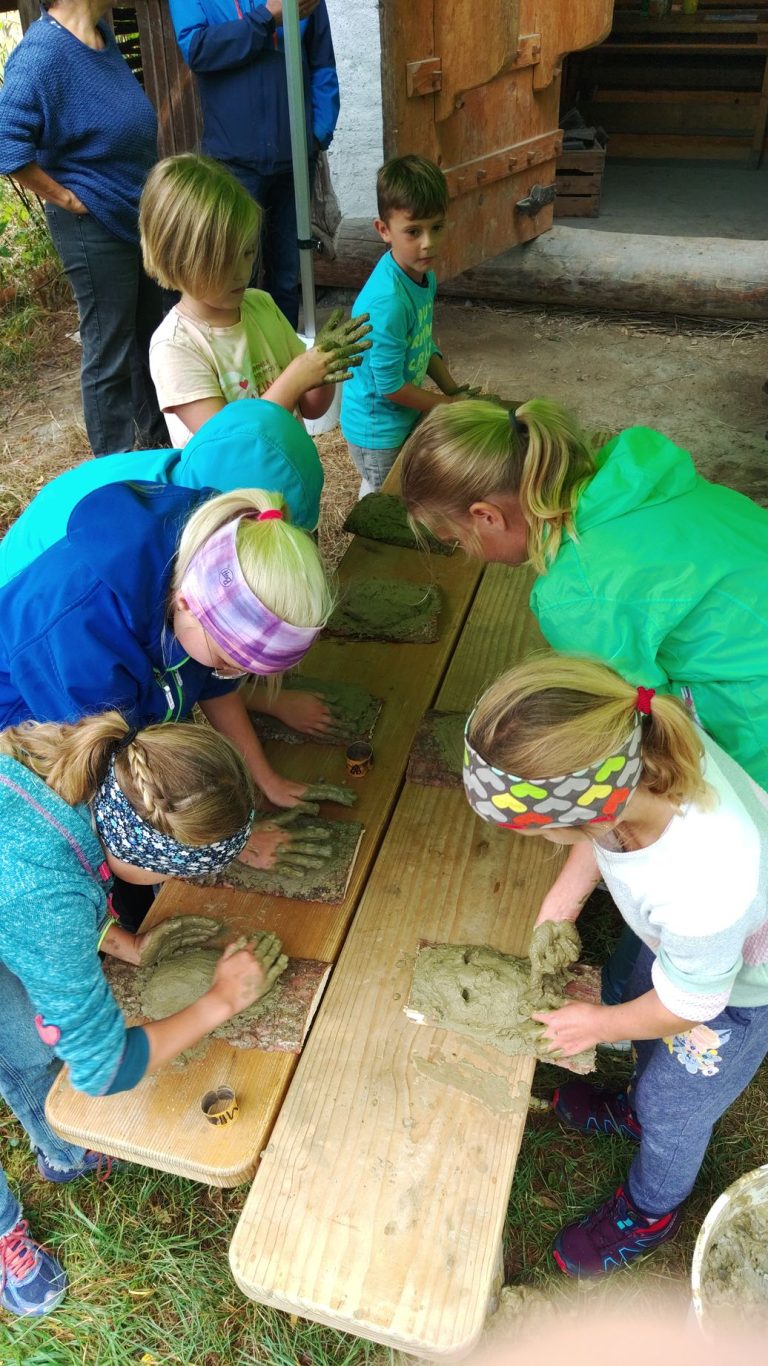 Ferienprogramm der Waginger Grünen unter dem Motto „Naturwerkstatt“